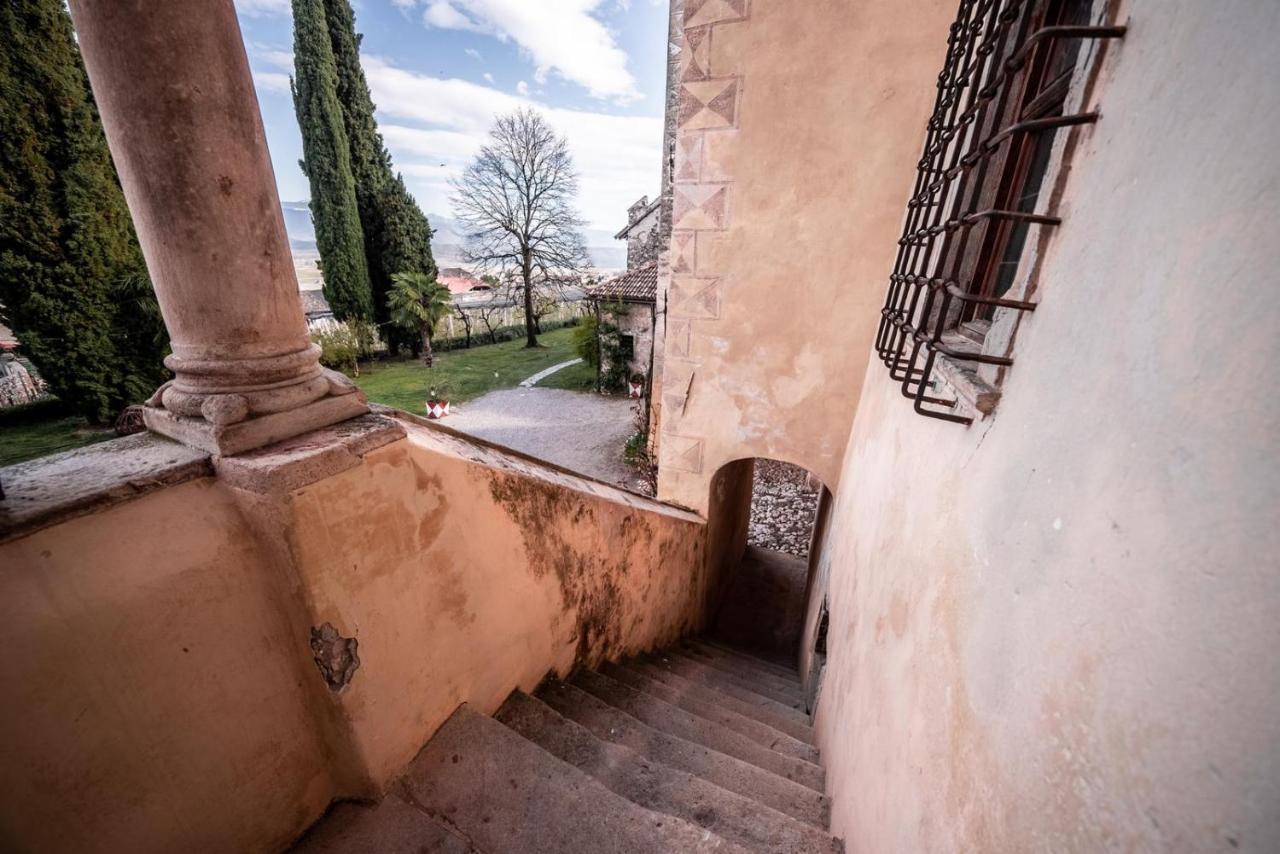 Ansitz Zinnenberg Appiano Sulla Strada Del Vino Exterior foto